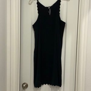 Market & Spruce Navy mini dress with scalloped hem. Fully lined
